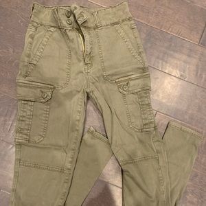 American Eagle pants!